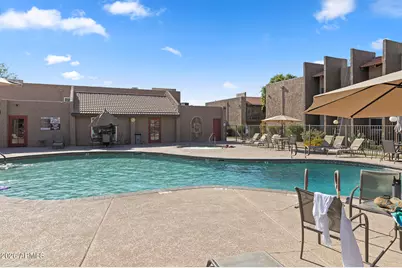 5525 E Thomas Road #R9, Phoenix, AZ 85018 - Photo 32