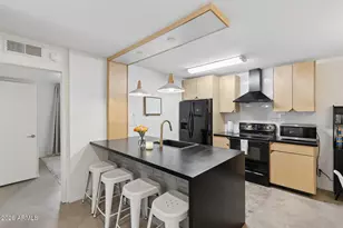 5525 E Thomas Rd, Phoenix, AZ 85018 - Photo 2