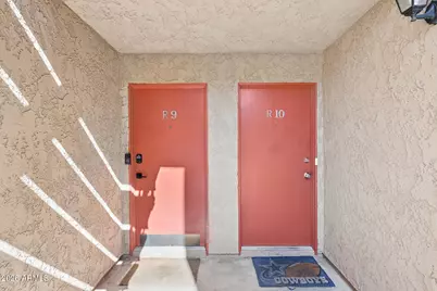 5525 E Thomas Road #R9, Phoenix, AZ 85018 - Photo 6
