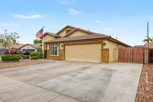 3425 S Loback Ln, Gilbert, AZ 85297 - Photo 4