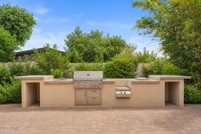 8621 E Weldon Avenue, Scottsdale, AZ 85251 - Photo 8