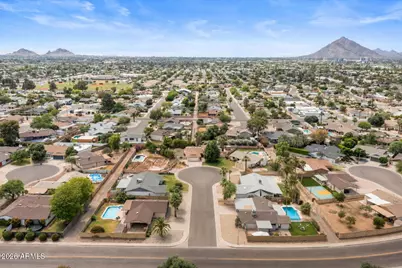 8621 E Weldon Avenue, Scottsdale, AZ 85251 - Photo 32