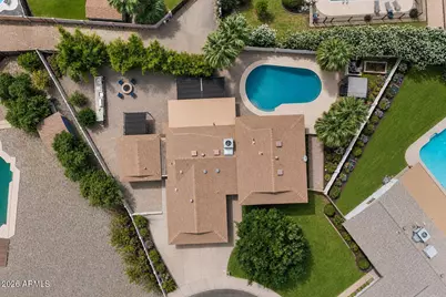 8621 E Weldon Avenue, Scottsdale, AZ 85251 - Photo 6