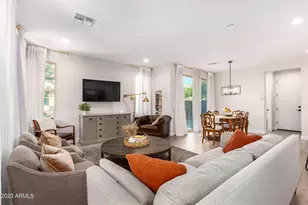2029 W Kinfield Trail, Phoenix, AZ 85085 - Photo 2