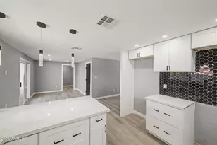 1632 N 55th Dr, Phoenix, AZ 85035 - Photo 18