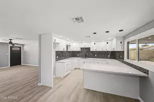 1632 N 55th Dr, Phoenix, AZ 85035 - Photo 14