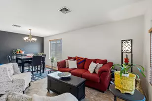 42586 W Michaels Dr, Maricopa, AZ 85138 - Photo 8