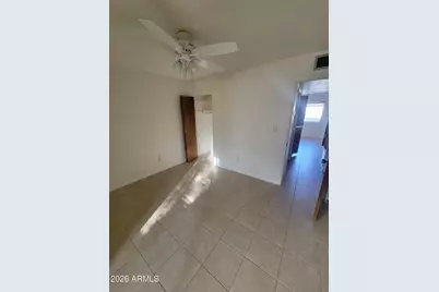 913 E Fountain Street, Mesa, AZ 85203 - Photo 6