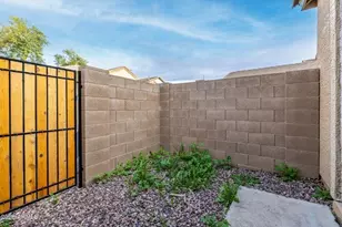 2854 S Peel Dr, Gilbert, AZ 85295 - Photo 4