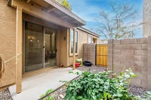 2854 S Peel Dr, Gilbert, AZ 85295 - Photo 6