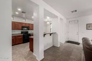2854 S Peel Dr, Gilbert, AZ 85295 - Photo 24