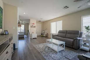 15160 W Smokey Dr, Surprise, AZ 85374 - Photo 6