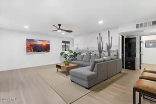 8015 E Coronado Rd, Scottsdale, AZ 85257 - Photo 12