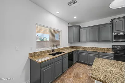 43363 W Wild Horse Trail, Maricopa, AZ 85138 - Photo 20