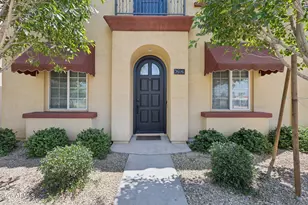 2925 N 48th St, Phoenix, AZ 85018 - Photo 4