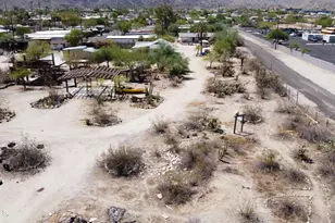 8047 S 2nd St, Phoenix, AZ 85042 - Photo 2