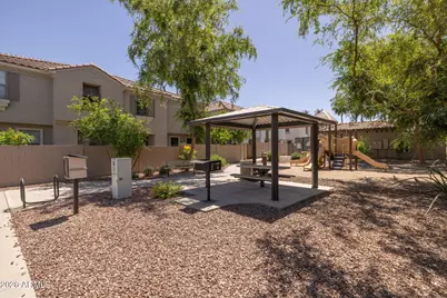 3064 E Dunbar Drive, Phoenix, AZ 85042 - Photo 32
