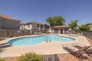 3064 E Dunbar Dr, Phoenix, AZ 85042 - Photo 32