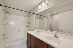 3064 E Dunbar Dr, Phoenix, AZ 85042 - Photo 16