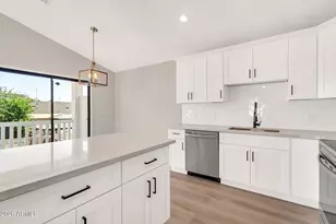 921 S Val Vista Dr, Mesa, AZ 85204 - Photo 10
