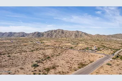 17965 N Stonebluff Road, Maricopa, AZ 85139 - Photo 14