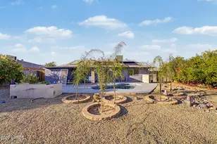9715 W Desert Hills Dr, Sun City, AZ 85351 - Photo 32