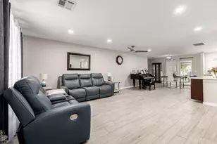 19226 N Signal Butte Cir, Sun City, AZ 85373 - Photo 28