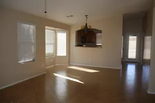 4524 S 25th Dr, Phoenix, AZ 85041 - Photo 8