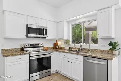 29007 N 45th Way, Cave Creek, AZ 85331 - Photo 18