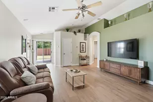 3302 E Tierra Buena Ln, Phoenix, AZ 85032 - Photo 4