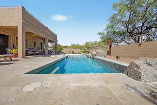 7762 E Russell Cir, Mesa, AZ 85207 - Photo 2