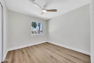 3016 N 35th Dr, Phoenix, AZ 85019 - Photo 10