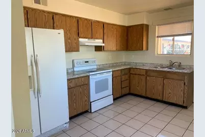415 W 10th Street, Casa Grande, AZ 85122 - Photo 14