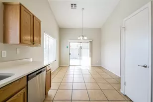 3915 W Buckskin Trail, Phoenix, AZ 85083 - Photo 8