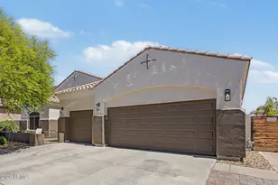15611 N 176th Ln, Surprise, AZ 85388 - Photo 10