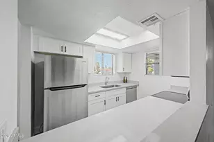 850 S River Dr, Tempe, AZ 85281 - Photo 16
