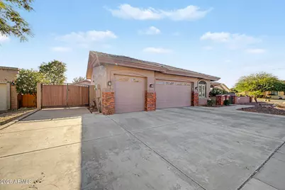 24414 N 43rd Drive, Glendale, AZ 85310 - Photo 8
