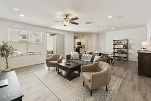 2930 N Raven, Mesa, AZ 85207 - Photo 2