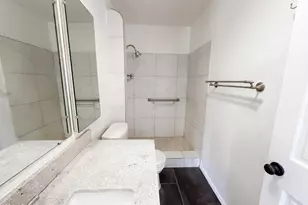 2326 W Paradise Dr, Phoenix, AZ 85029 - Photo 6