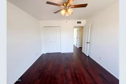 2326 W Paradise Drive, Phoenix, AZ 85029 - Photo 4
