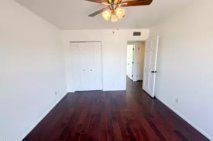 2326 W Paradise Dr, Phoenix, AZ 85029 - Photo 4