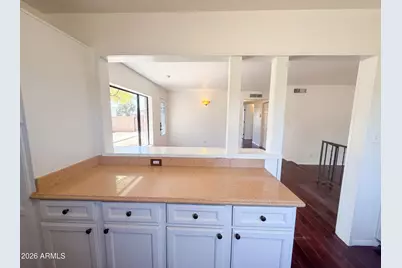 2326 W Paradise Drive, Phoenix, AZ 85029 - Photo 10