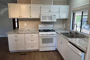 9022 E Citrus Ln S, Sun Lakes, AZ 85248 - Photo 10