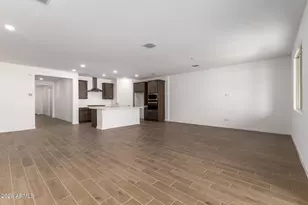 17252 W Saguaro Vis Dr, Surprise, AZ 85387 - Photo 4