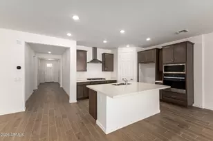 17252 W Saguaro Vis Dr, Surprise, AZ 85387 - Photo 8