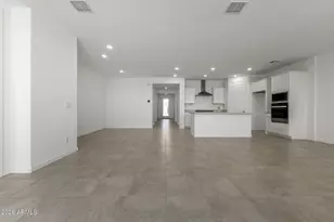 17269 W Saguaro Vis Dr, Surprise, AZ 85387 - Photo 2