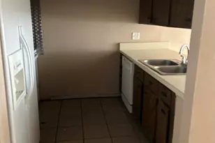 1808 N 32nd St, Phoenix, AZ 85008 - Photo 2