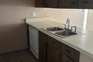 1808 N 32nd St, Phoenix, AZ 85008 - Photo 4