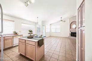 1217 W Myrna Ln, Tempe, AZ 85284 - Photo 8