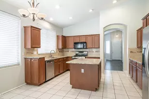 6904 W Pontiac Dr, Glendale, AZ 85308 - Photo 10